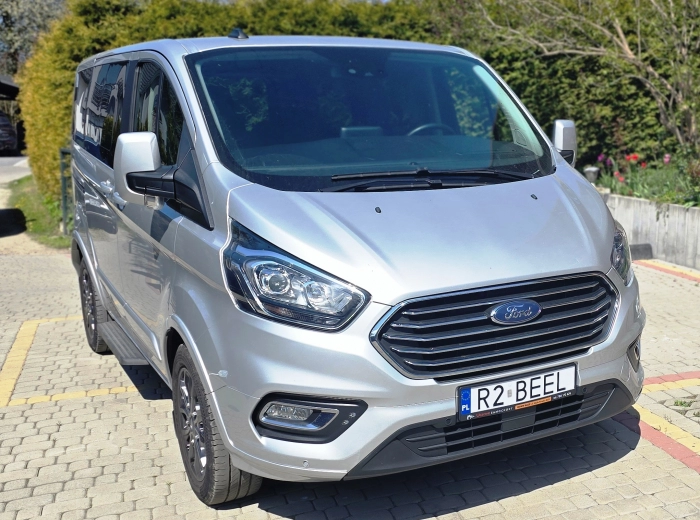 Ford Tourneo Custom - zdjęcie